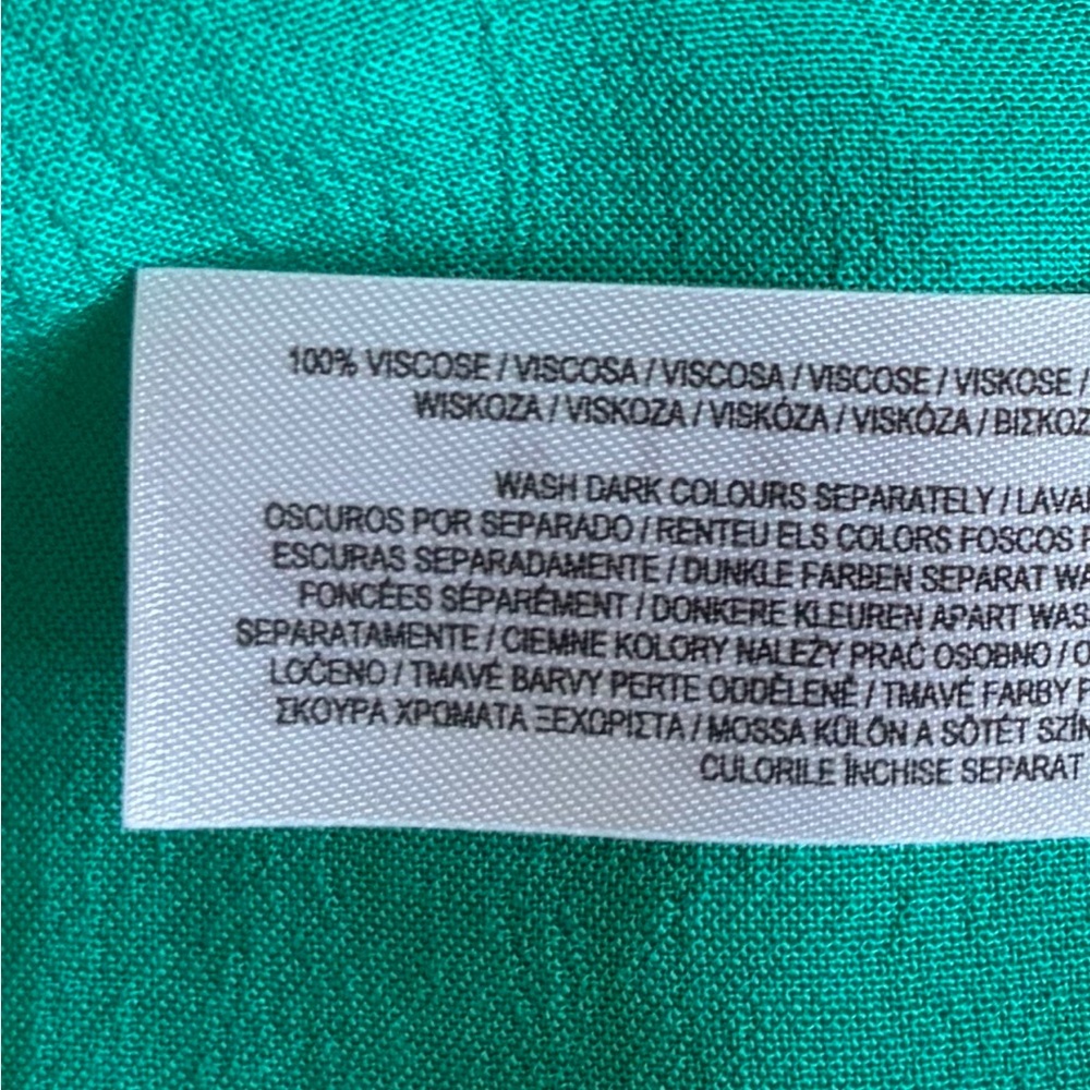 Primark Care Vibrant Green V-Neck Dress, Short‎ Bell Sleeve Sz 8 - Picture 8 of 8
